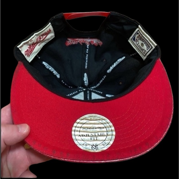 Mitchell & Ness NBA Chicago Bulls SnapBack Cap Hat Unisex - Picture 3 of 8